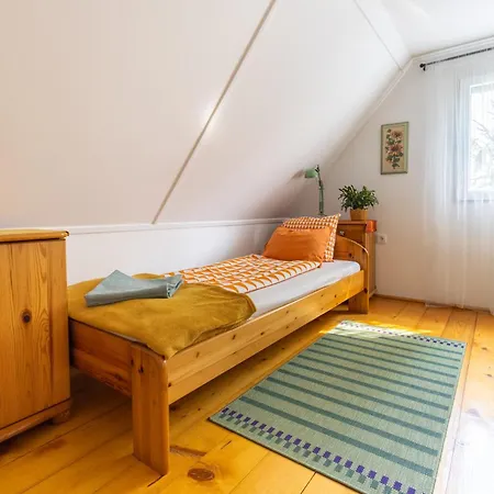 Ket Fenyofa Vendeghaz Vizparti Nyaralo Prázdninový dům